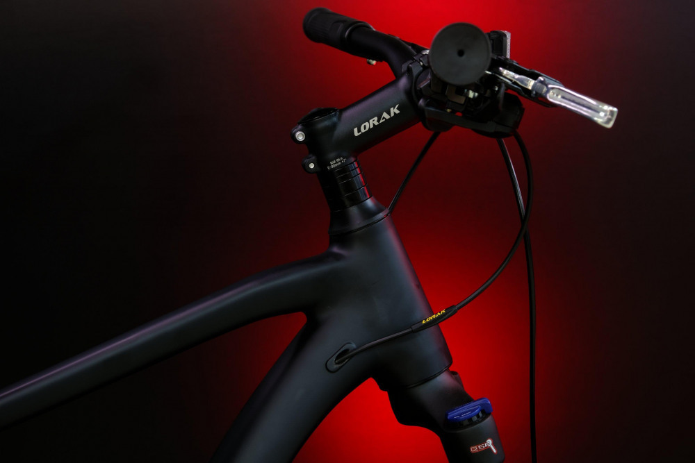 LORAK 2.0 8 sp Матовый Чёрный/Красный 21р (на рост 183-190)